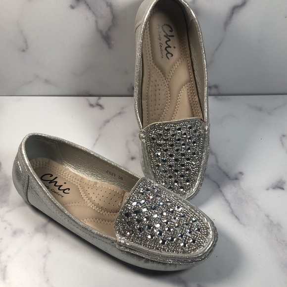 Lady Couture Rhinestone with Silver Metallic Flat Loafer - Size 36 - Picture 10 of 10